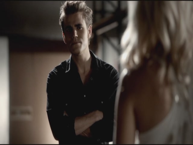 VampireDiariesWorld-dot-org-TVD_3x04DisturbingBehavior1711.jpg