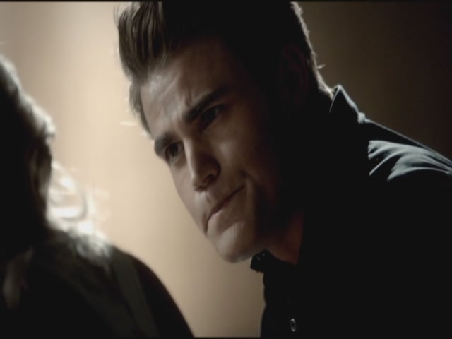 VampireDiariesWorld-dot-org-TVD_3x04DisturbingBehavior1723.jpg