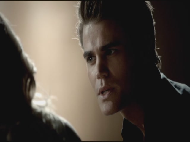 VampireDiariesWorld-dot-org-TVD_3x04DisturbingBehavior1739.jpg