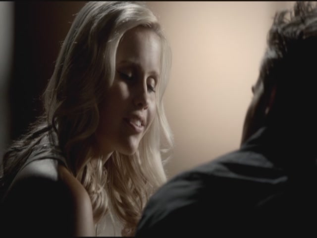 VampireDiariesWorld-dot-org-TVD_3x04DisturbingBehavior1744.jpg