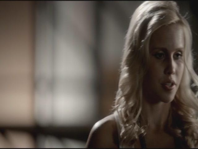 VampireDiariesWorld-dot-org-TVD_3x04DisturbingBehavior1750.jpg