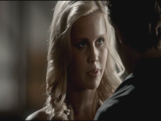 VampireDiariesWorld-dot-org-TVD_3x04DisturbingBehavior1760.jpg