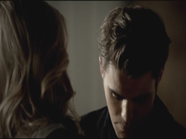 VampireDiariesWorld-dot-org-TVD_3x04DisturbingBehavior1762.jpg