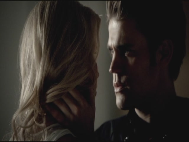 VampireDiariesWorld-dot-org-TVD_3x04DisturbingBehavior1797.jpg