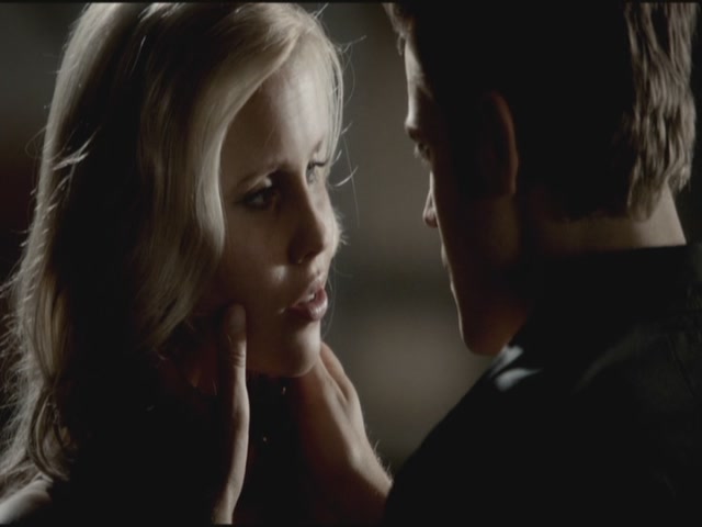 VampireDiariesWorld-dot-org-TVD_3x04DisturbingBehavior1798.jpg