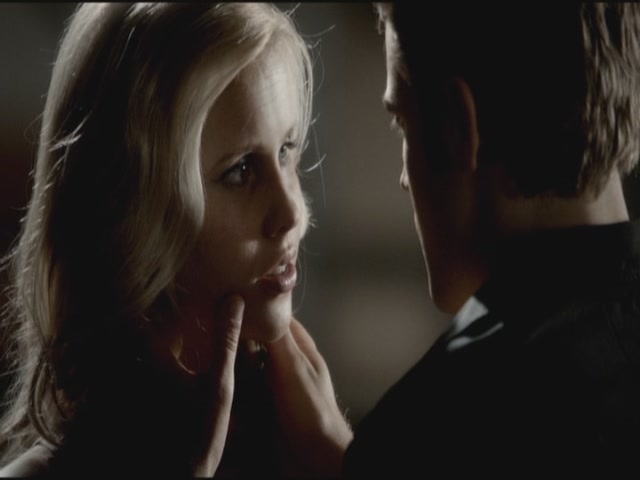 VampireDiariesWorld-dot-org-TVD_3x04DisturbingBehavior1800.jpg