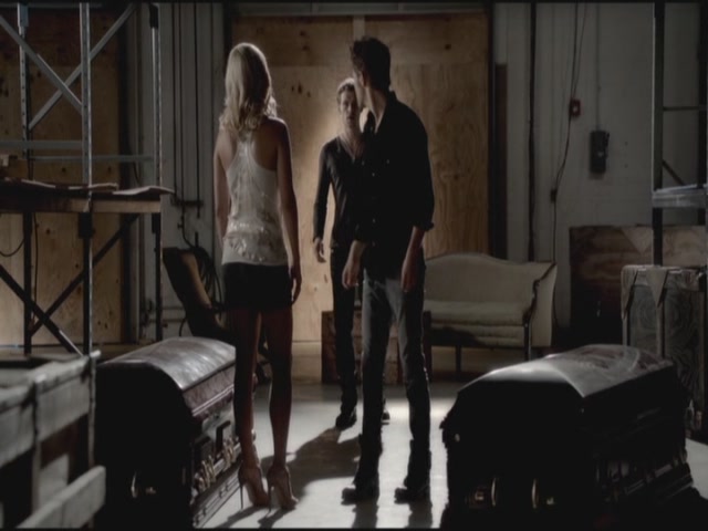 VampireDiariesWorld-dot-org-TVD_3x04DisturbingBehavior1819.jpg