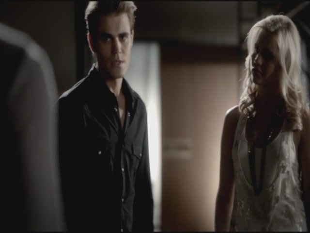 VampireDiariesWorld-dot-org-TVD_3x04DisturbingBehavior1830.jpg