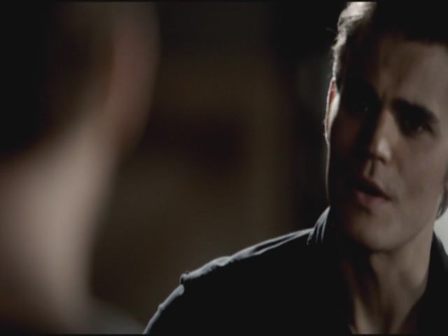 VampireDiariesWorld-dot-org-TVD_3x04DisturbingBehavior1833.jpg