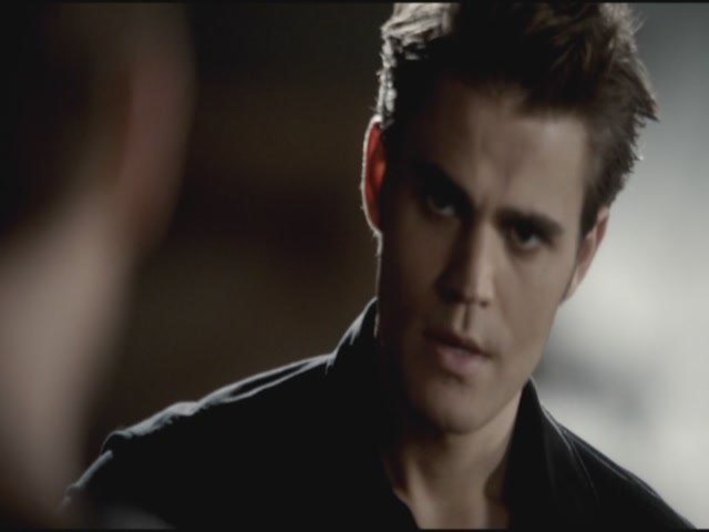 VampireDiariesWorld-dot-org-TVD_3x04DisturbingBehavior1834.jpg