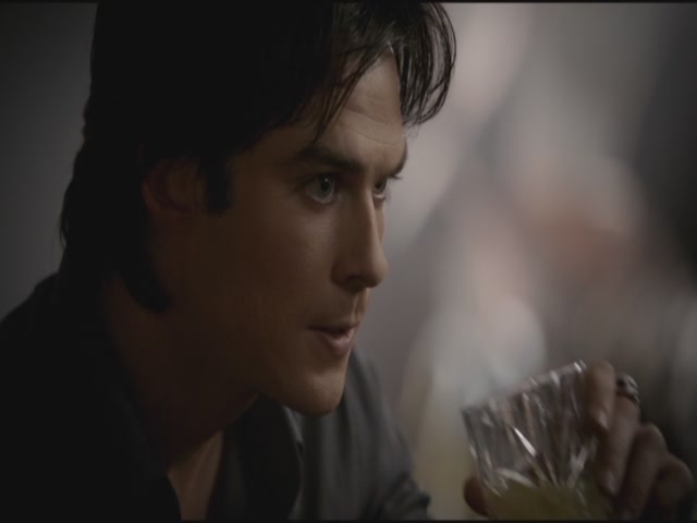 VampireDiariesWorld-dot-org-TVD_3x04DisturbingBehavior1878.jpg