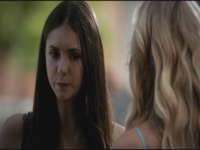 VampireDiariesWorld-dot-org-TVD_3x04DisturbingBehavior1911.jpg