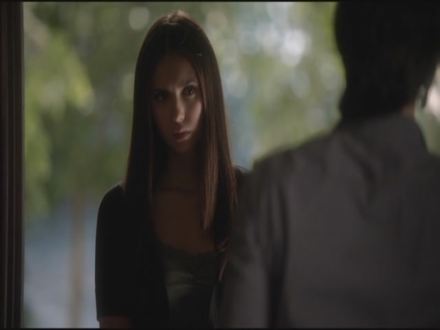 VampireDiariesWorld-dot-org-TVD_3x04DisturbingBehavior2094.jpg