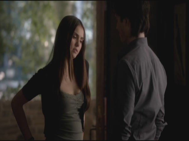 VampireDiariesWorld-dot-org-TVD_3x04DisturbingBehavior2142.jpg