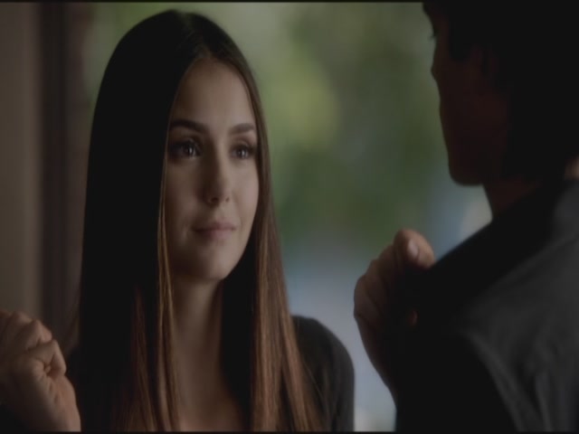 VampireDiariesWorld-dot-org-TVD_3x04DisturbingBehavior2152.jpg