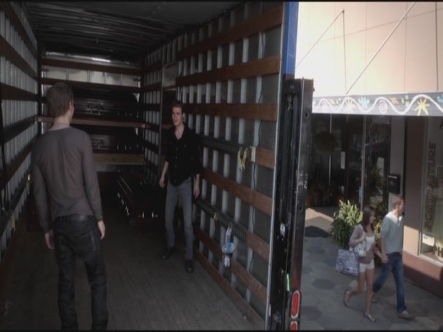 VampireDiariesWorld-dot-org-TVD_3x04DisturbingBehavior2206.jpg
