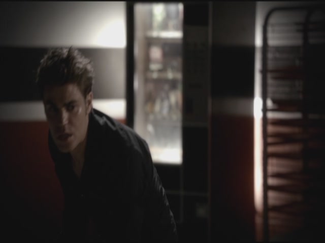 VampireDiariesWorld-dot-org-TVD_3x05TheReckoning1599.jpg