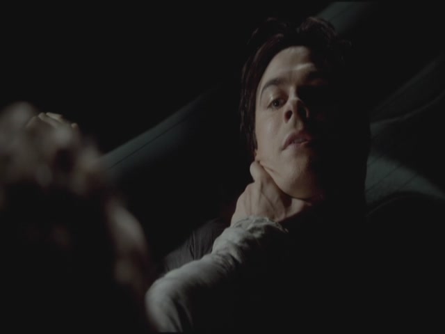 VampireDiariesWorld-dot-org-TVD_3x05TheReckoning1898.jpg