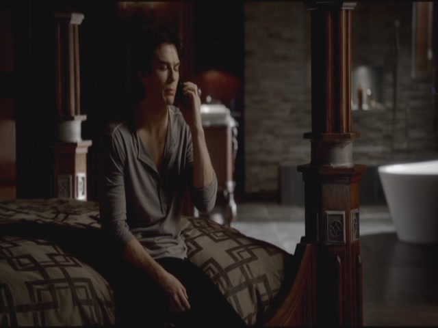 VampireDiariesWorld-dot-org-S3TVD_3x06SmellsLikeTeenSpirit0451.jpg