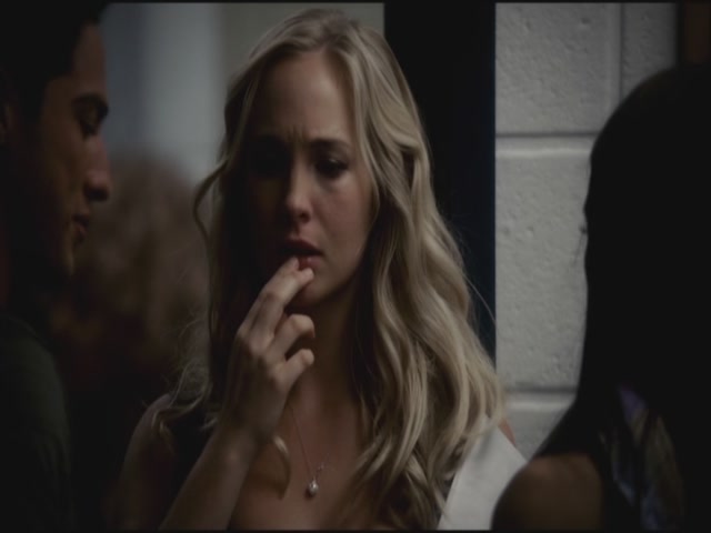 VampireDiariesWorld-dot-org-S3TVD_3x06SmellsLikeTeenSpirit0492.jpg