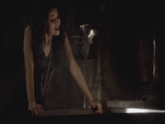 VampireDiariesWorld-dot-org-S3TVD_3x06SmellsLikeTeenSpirit0925.jpg