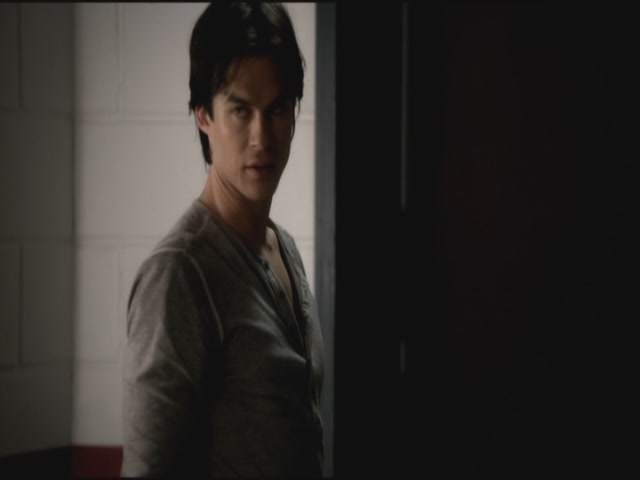 VampireDiariesWorld-dot-org-S3TVD_3x06SmellsLikeTeenSpirit1122.jpg