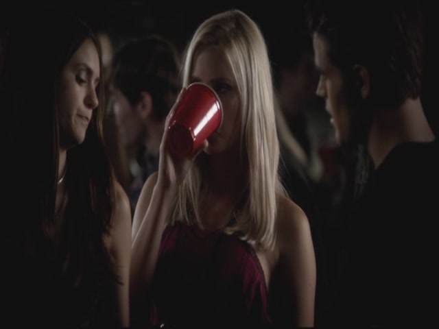 VampireDiariesWorld-dot-org-S3TVD_3x06SmellsLikeTeenSpirit1152.jpg