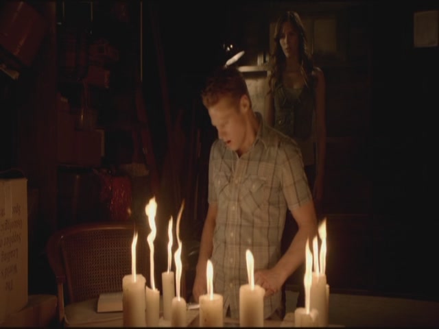 VampireDiariesWorld-dot-org-S3TVD_3x06SmellsLikeTeenSpirit1210.jpg