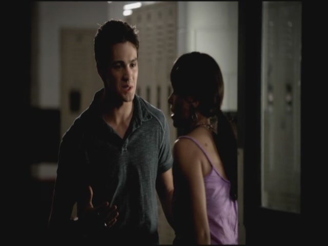 VampireDiariesWorld-dot-org-S3TVD_3x06SmellsLikeTeenSpirit1266.jpg