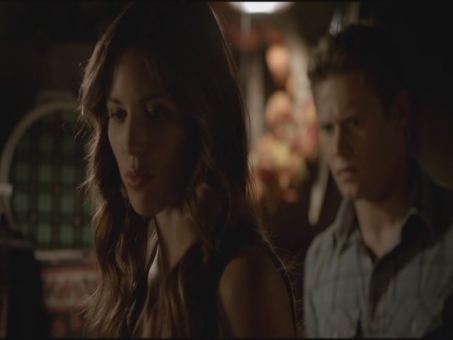 VampireDiariesWorld-dot-org-S3TVD_3x06SmellsLikeTeenSpirit1285.jpg