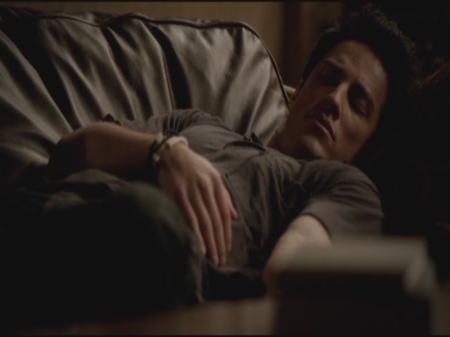 VampireDiariesWorld-dot-org-S3TVD_3x06SmellsLikeTeenSpirit1500.jpg