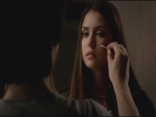 VampireDiariesWorld-dot-org-S3TVD_3x06SmellsLikeTeenSpirit1880.jpg