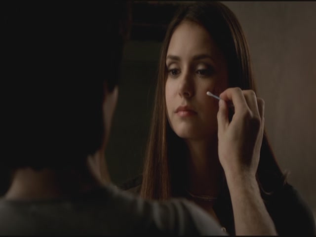 VampireDiariesWorld-dot-org-S3TVD_3x06SmellsLikeTeenSpirit1881.jpg