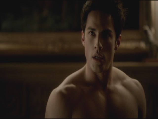 VampireDiariesWorld-dot-org-S3TVD_3x06SmellsLikeTeenSpirit1967.jpg