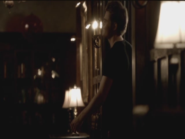 VampireDiariesWorld-dot-org-S3TVD_3x06SmellsLikeTeenSpirit2063.jpg