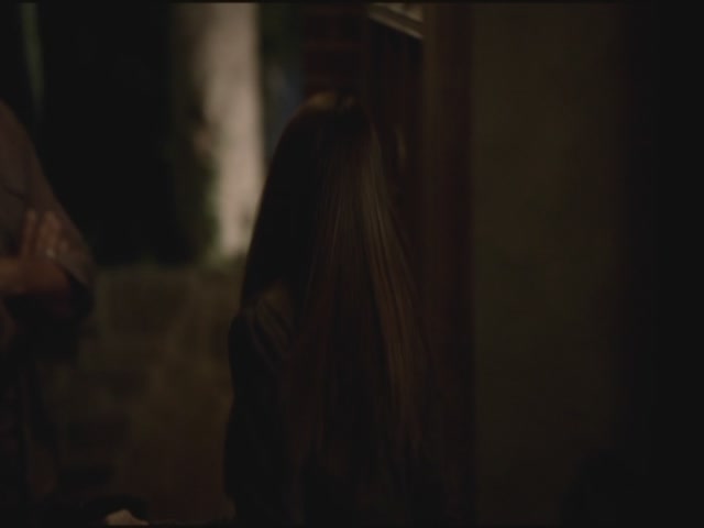VampireDiariesWorld-dot-org-S3TVD_3x06SmellsLikeTeenSpirit2137.jpg
