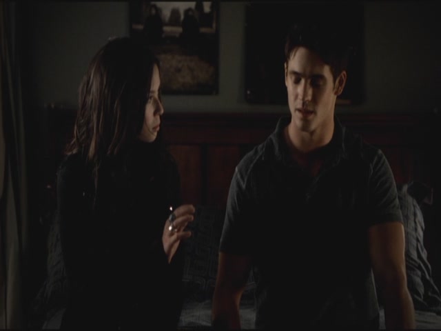 VampireDiariesWorld-dot-org-S3TVD_3x06SmellsLikeTeenSpirit2193.jpg