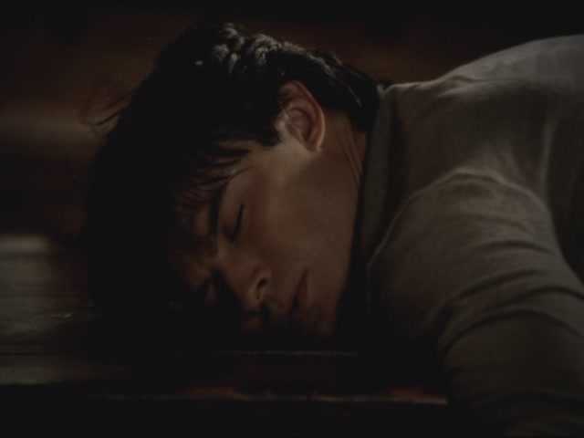 VampireDiariesWorld-dot-org-S3TVD_3x06SmellsLikeTeenSpirit2243.jpg