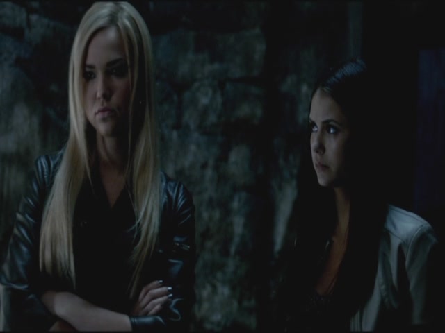 VampireDiariesWorld-dot-org-S3TVD_3x07GhostWorld0923.jpg