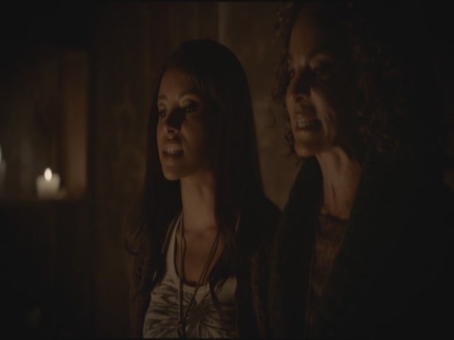 VampireDiariesWorld-dot-org-S3TVD_3x07GhostWorld1934.jpg