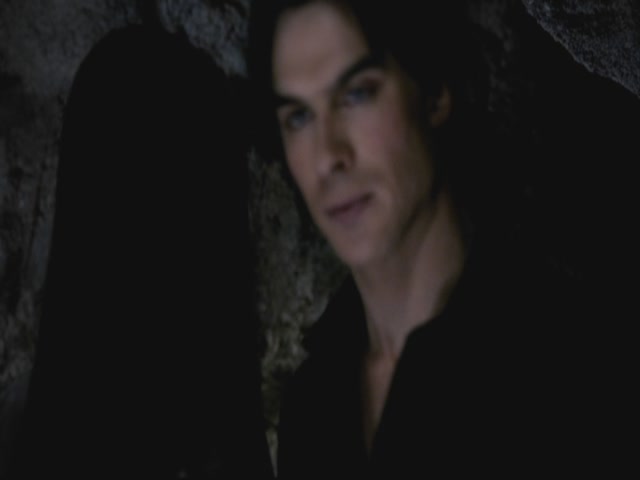 VampireDiariesWorld-dot-org-S3TVD_3x08OrdinaryPeople0031.jpg