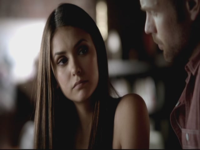 VampireDiariesWorld-dot-org-S3TVD_3x08OrdinaryPeople0268.jpg