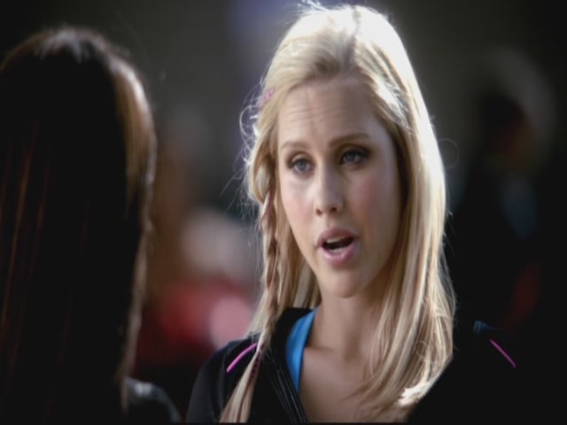 VampireDiariesWorld-dot-org-S3TVD_3x08OrdinaryPeople0288.jpg