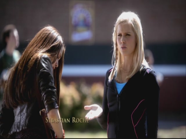 VampireDiariesWorld-dot-org-S3TVD_3x08OrdinaryPeople0291.jpg