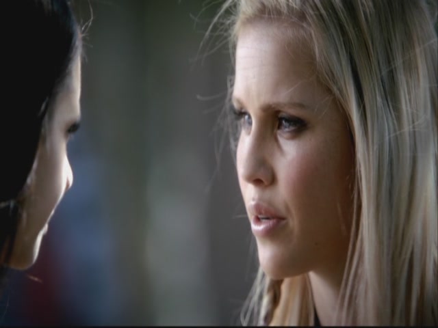 VampireDiariesWorld-dot-org-S3TVD_3x08OrdinaryPeople0325.jpg