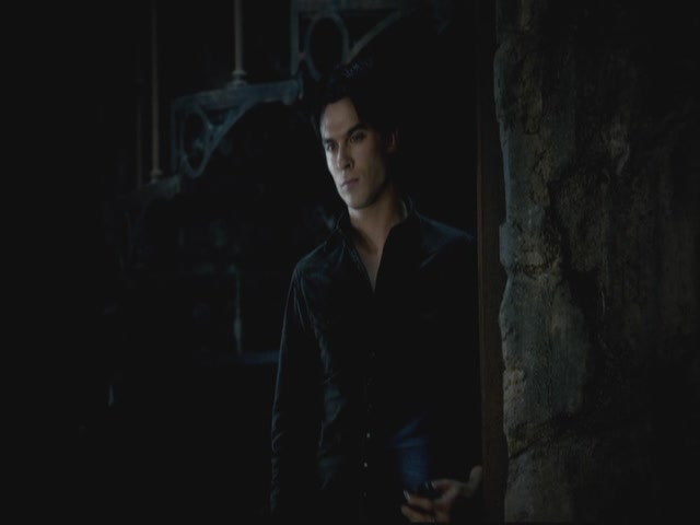 VampireDiariesWorld-dot-org-S3TVD_3x08OrdinaryPeople0519.jpg