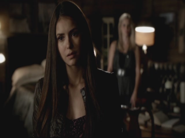 VampireDiariesWorld-dot-org-S3TVD_3x08OrdinaryPeople1100.jpg