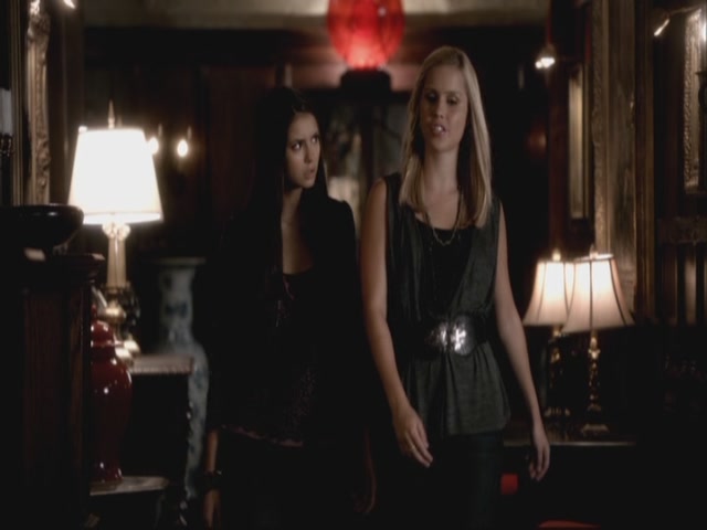 VampireDiariesWorld-dot-org-S3TVD_3x08OrdinaryPeople1210.jpg