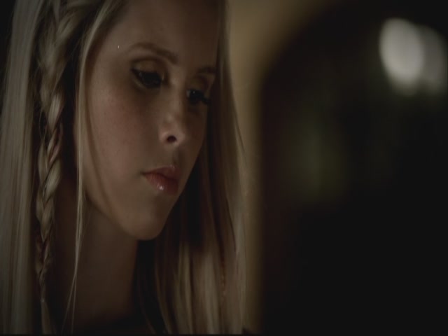 VampireDiariesWorld-dot-org-S3TVD_3x08OrdinaryPeople1546.jpg