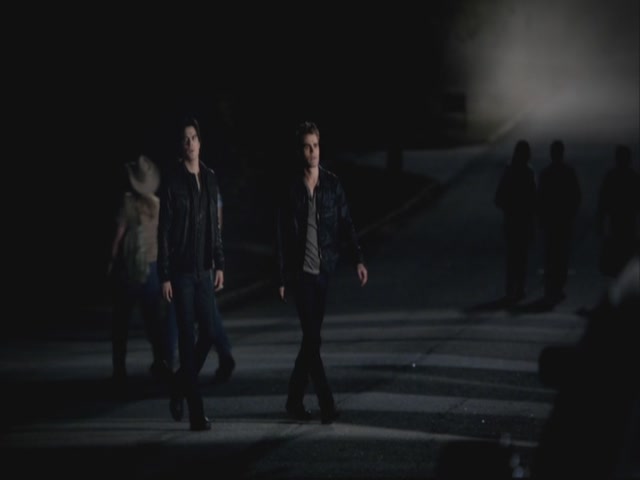 VampireDiariesWorld-dot-org-S3TVD_3x08OrdinaryPeople2054.jpg